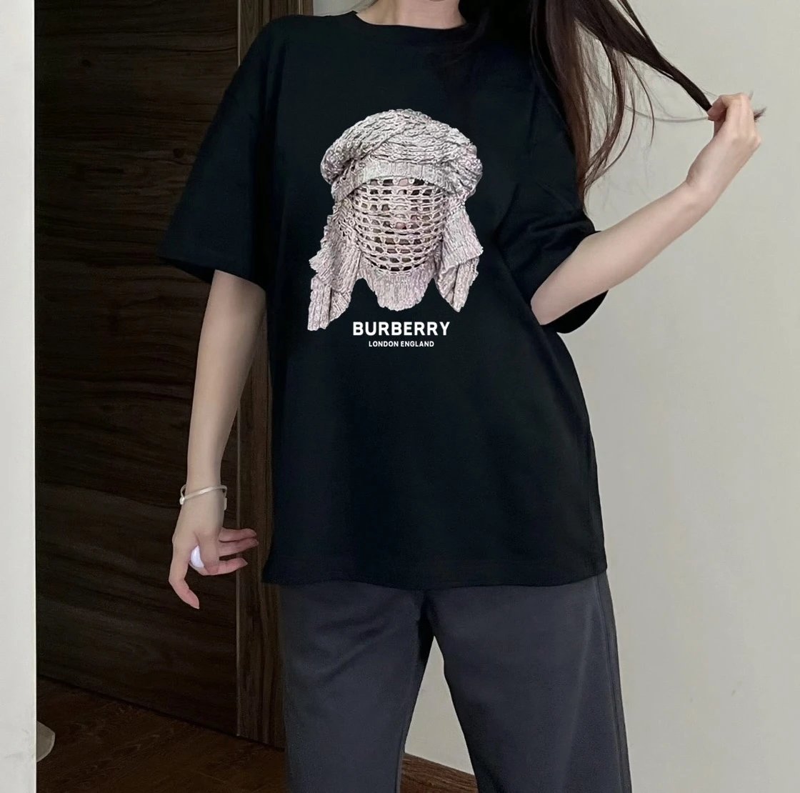 burberry graphic black T-Shirt