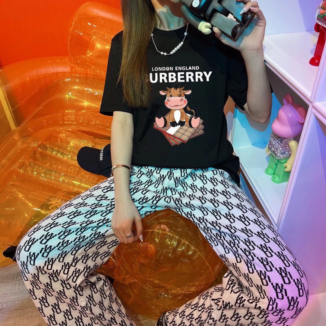 burberry cow graphic black T-Shirt