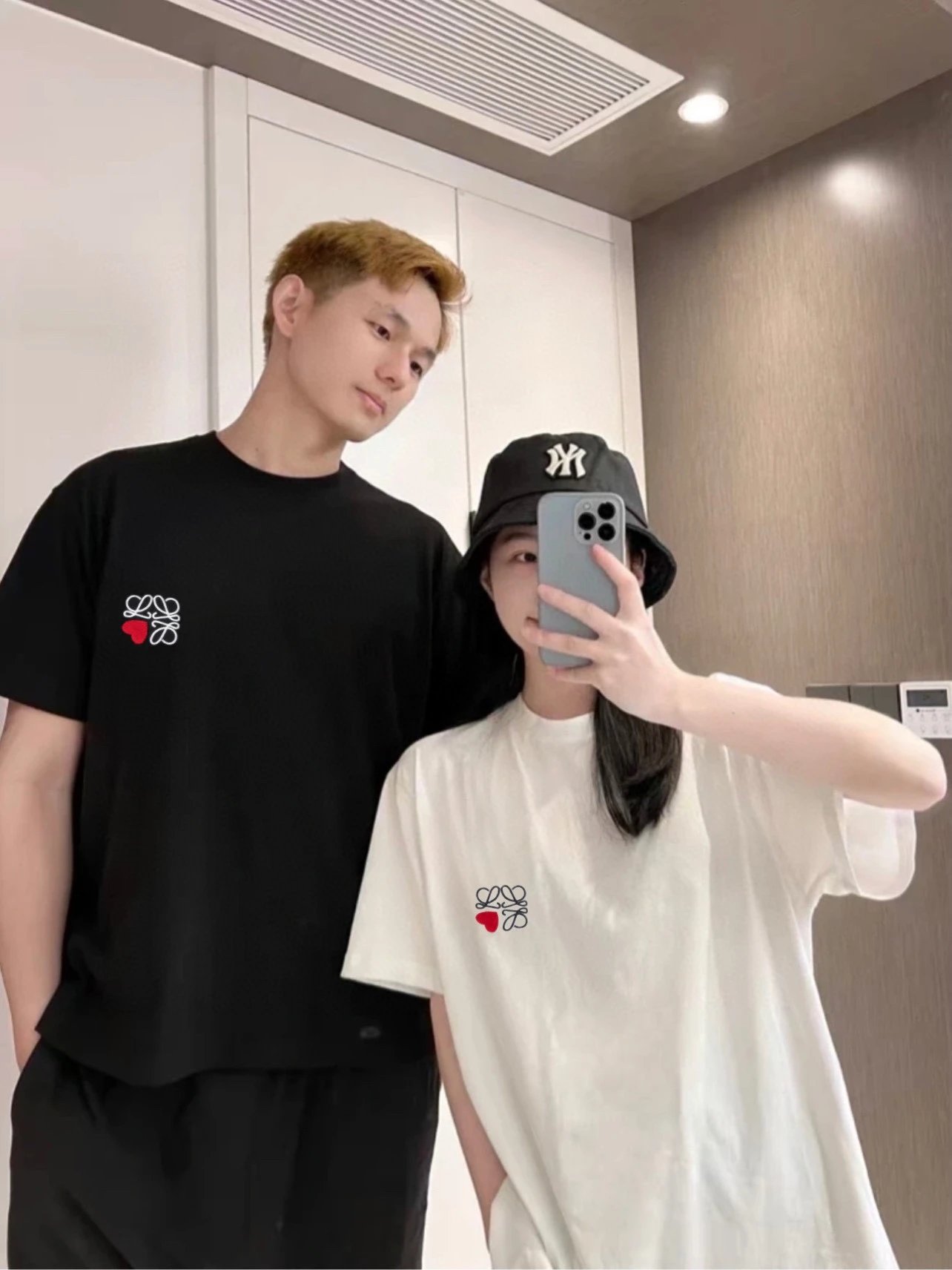 heart and flower t-shirt black/white t-shirts