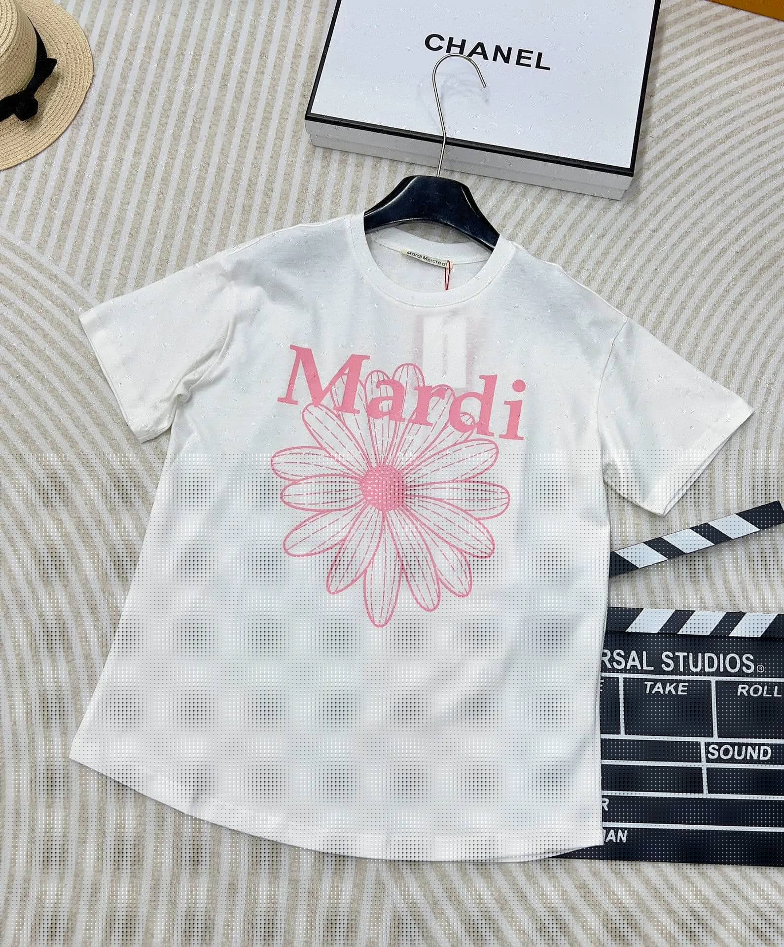 mardi mercredi mardi t-shirt white t-shirts