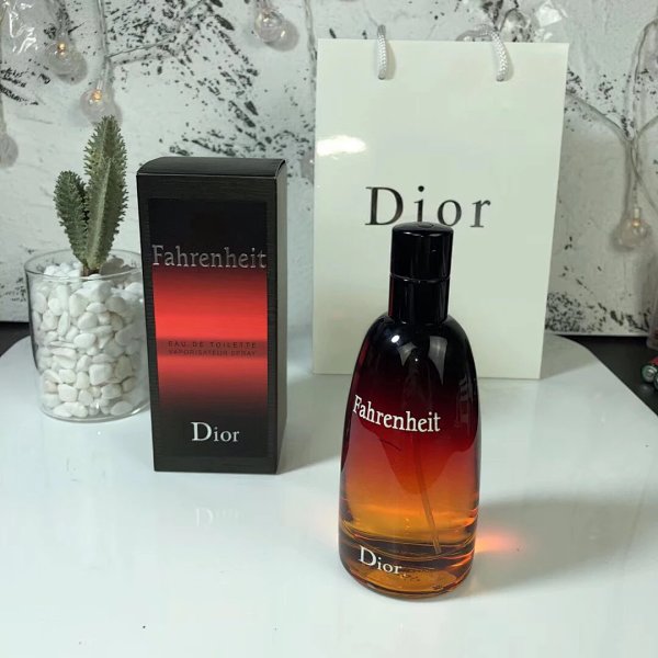 Dior Fahrenheit Eau De Toilette, Amber to Orange, Mise