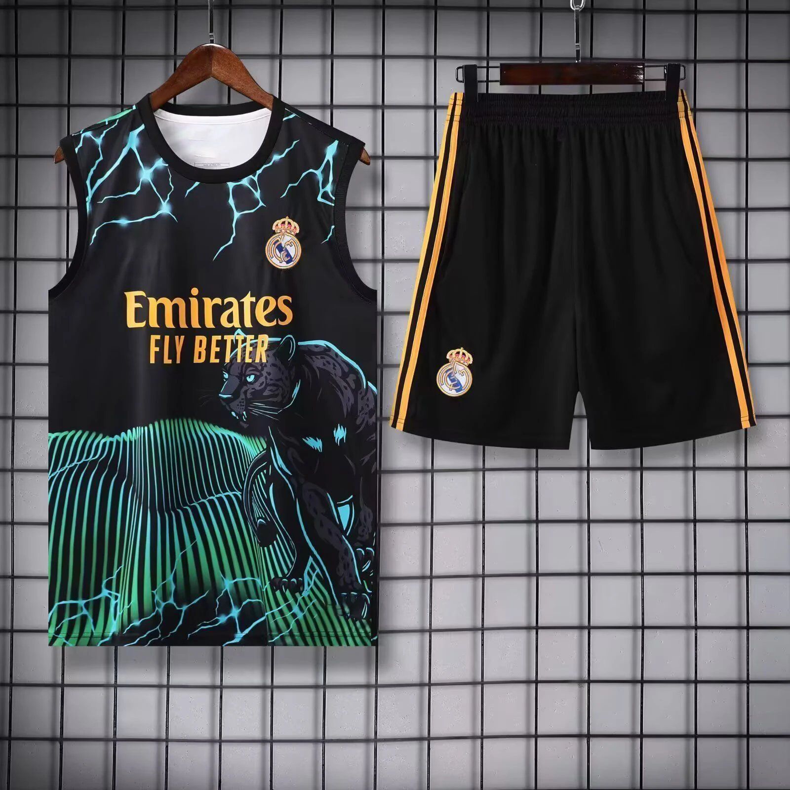 Real Madrid Panther Themed Sportswear Set Black