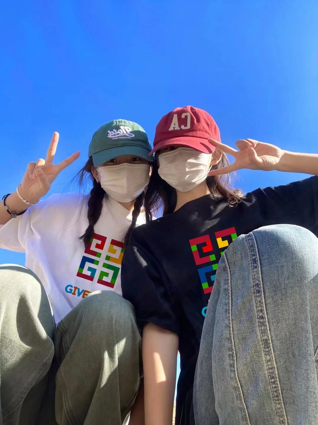 givenchy logo graphic tee white & black t-shirts