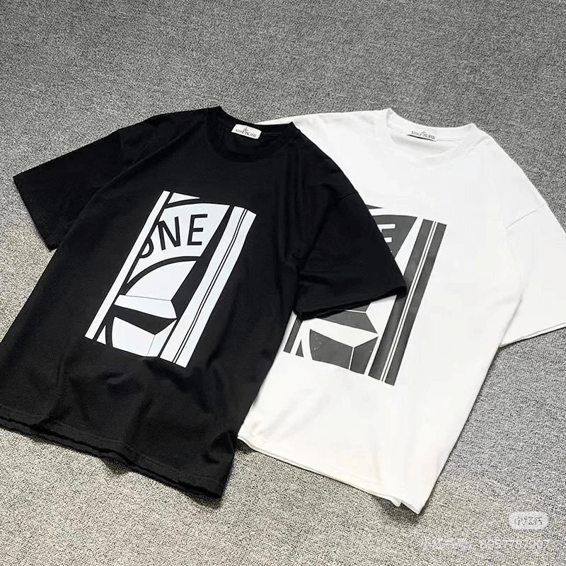 UNKNOWN Graphic T-Shirt Black/White T-Shirts