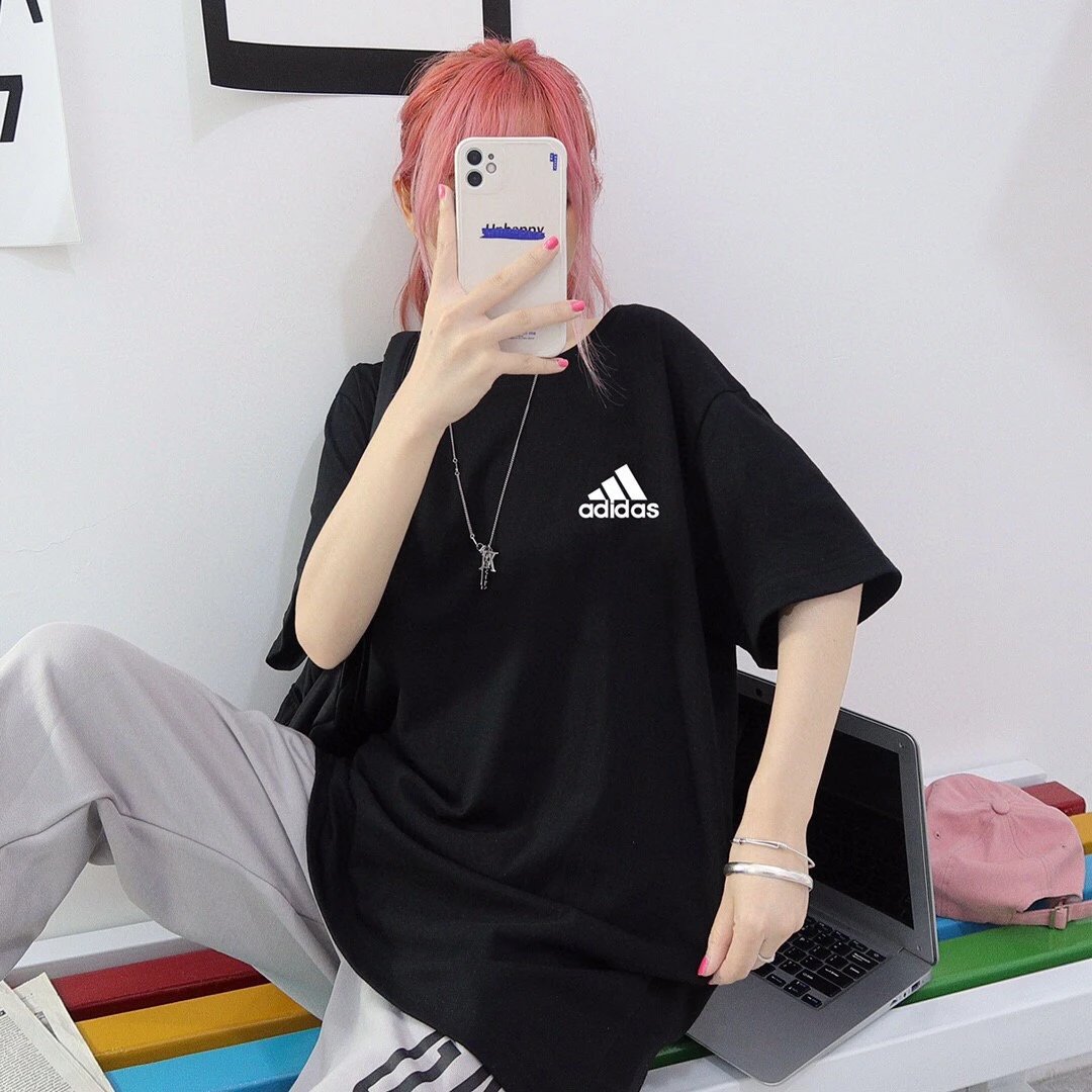 adidas classic logo black T-Shirt