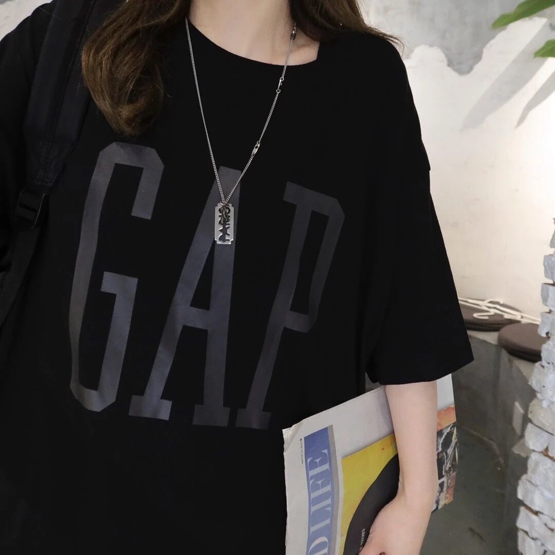 gap logo t-shirt black t-shirts