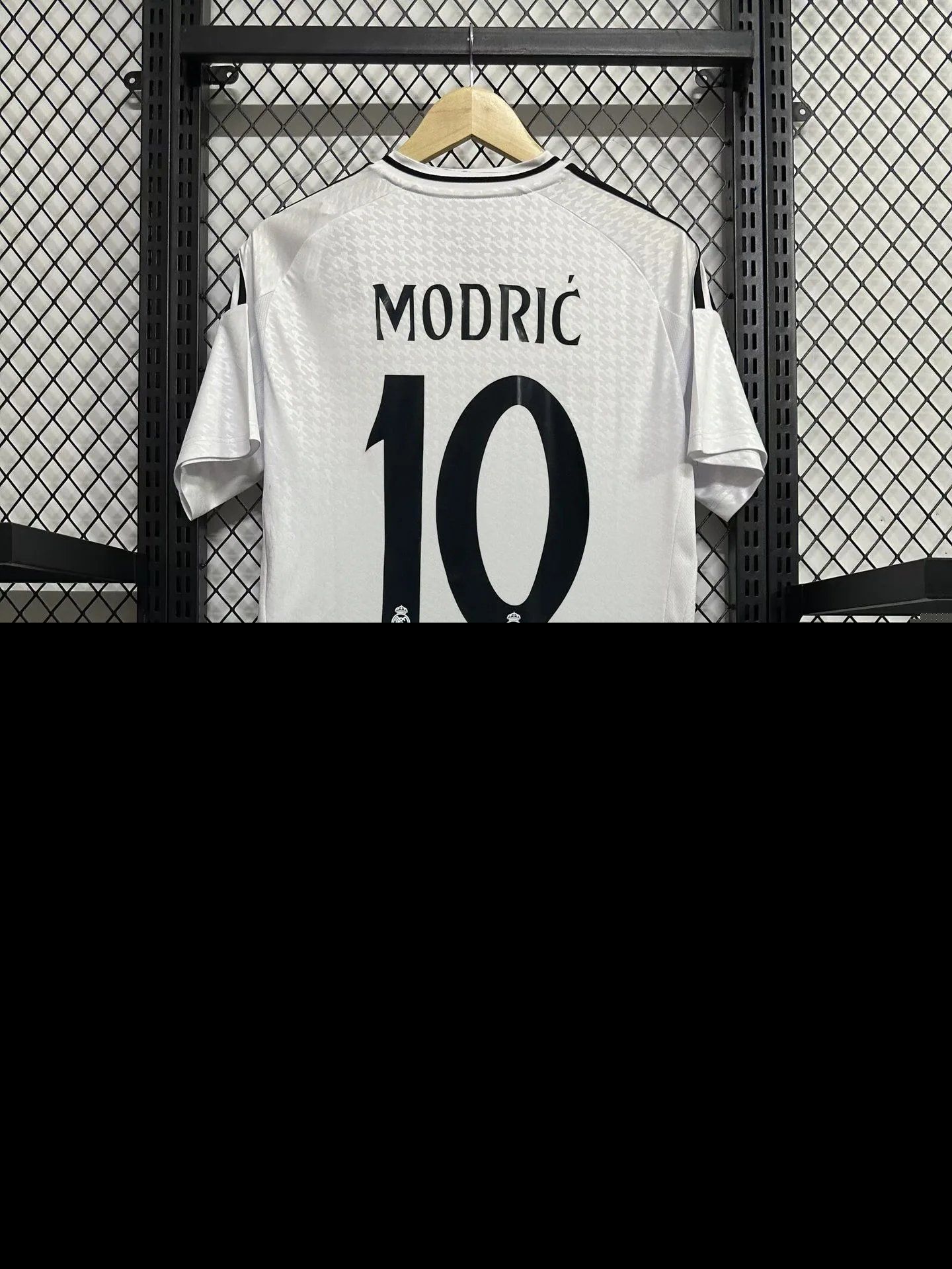 Real Madrid Modrić #10 Jersey White