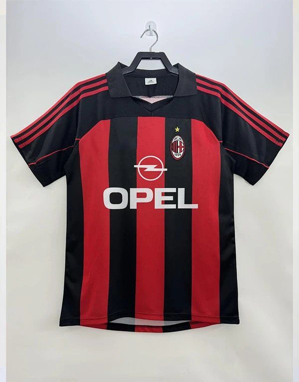 Sporty Sneakers – Black and White