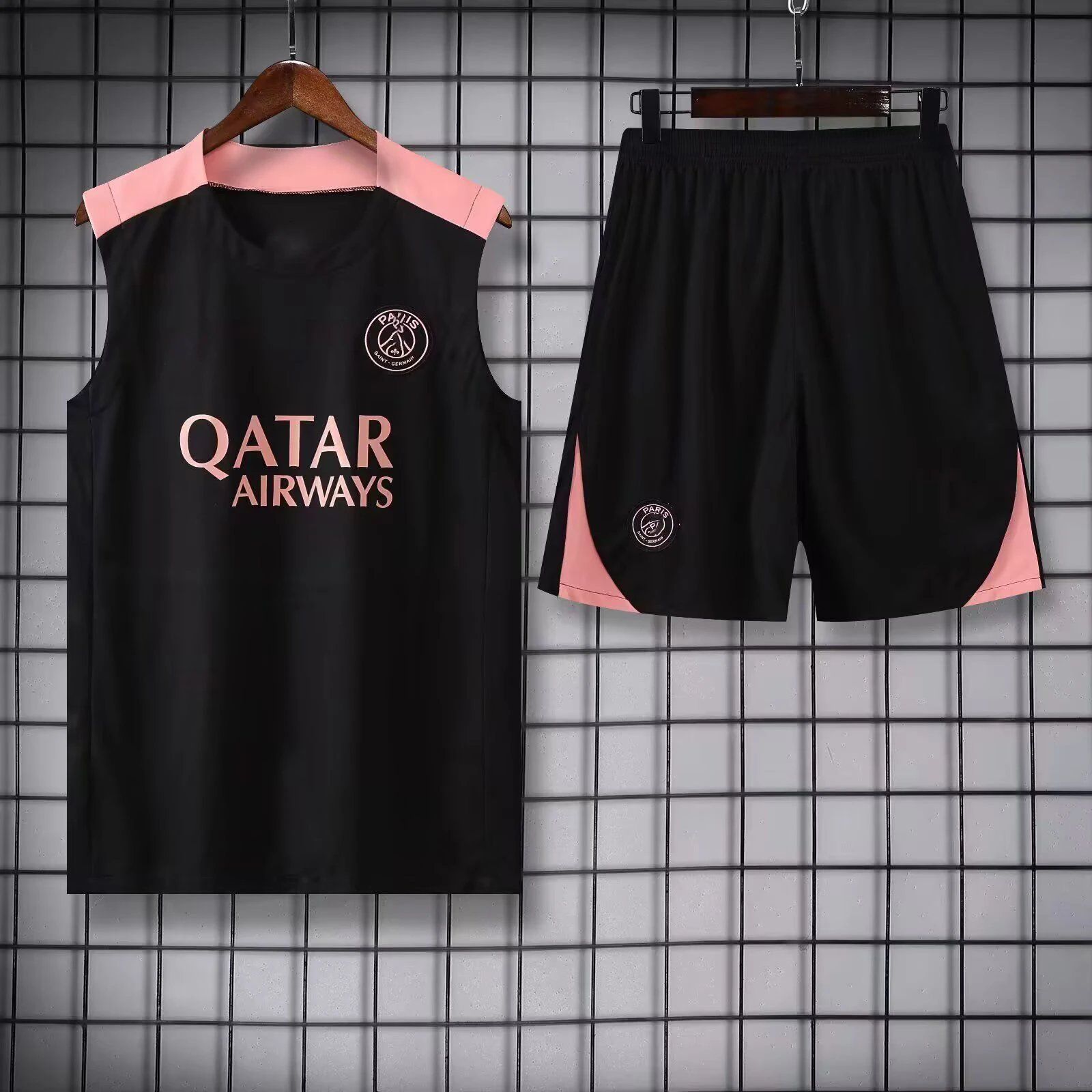 Paris Saint-Germain (PSG) Sleeveless Training Set Black and Pink