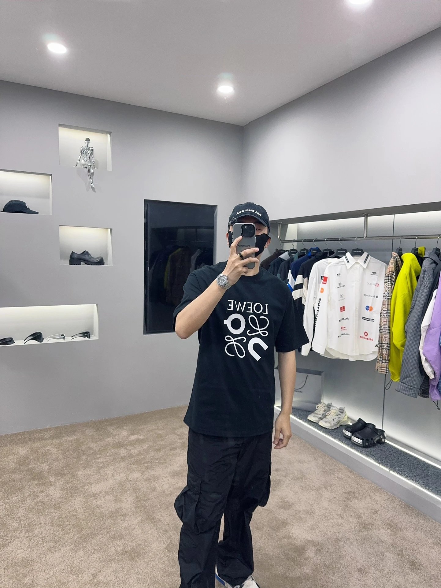 LOEWE x ON Technical Jersey Active T-shirt Grey Melange Men's – SS24 – US (Black with logo and text)