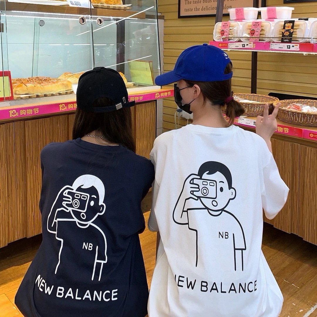 new balance graphic t-shirt navy/white t-shirts