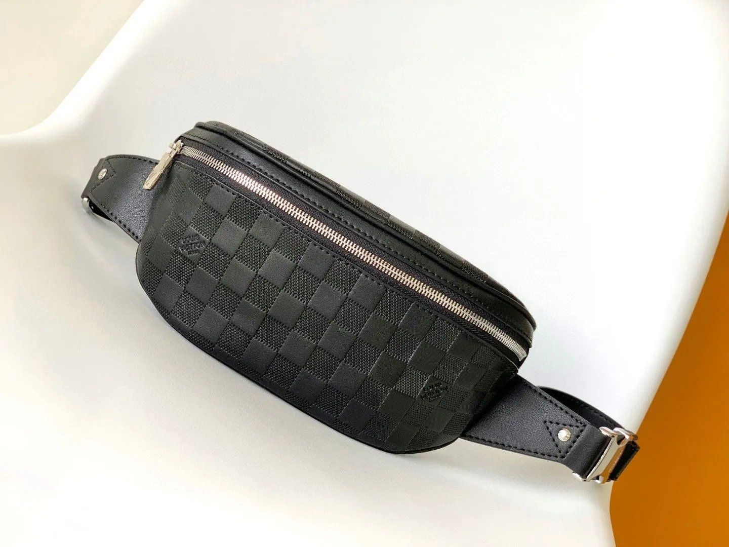 Louis Vuitton Damier Graphite Waist Bag Black Mise