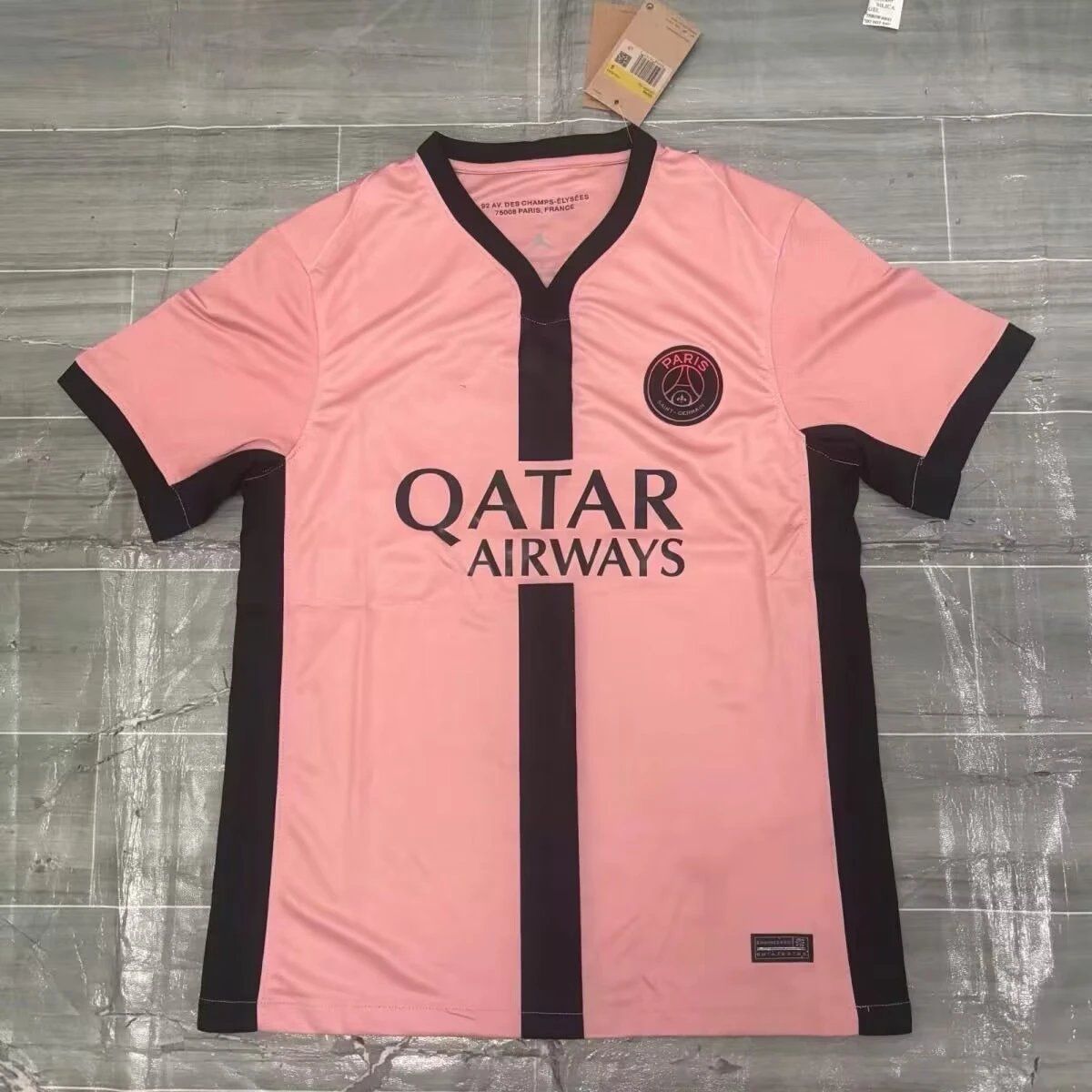 Paris Saint-Germain 2025 Pink Home Jersey