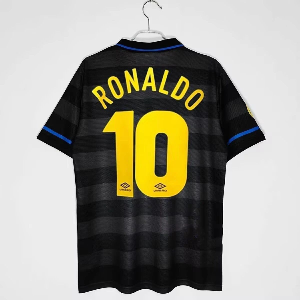 Umbro Ronaldo #10 Football Jersey Black