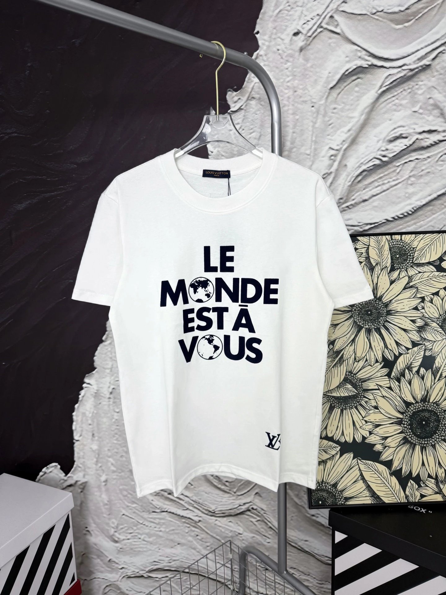 Louis Vuitton Graphic Cotton T-Shirt, Milky White, Size L